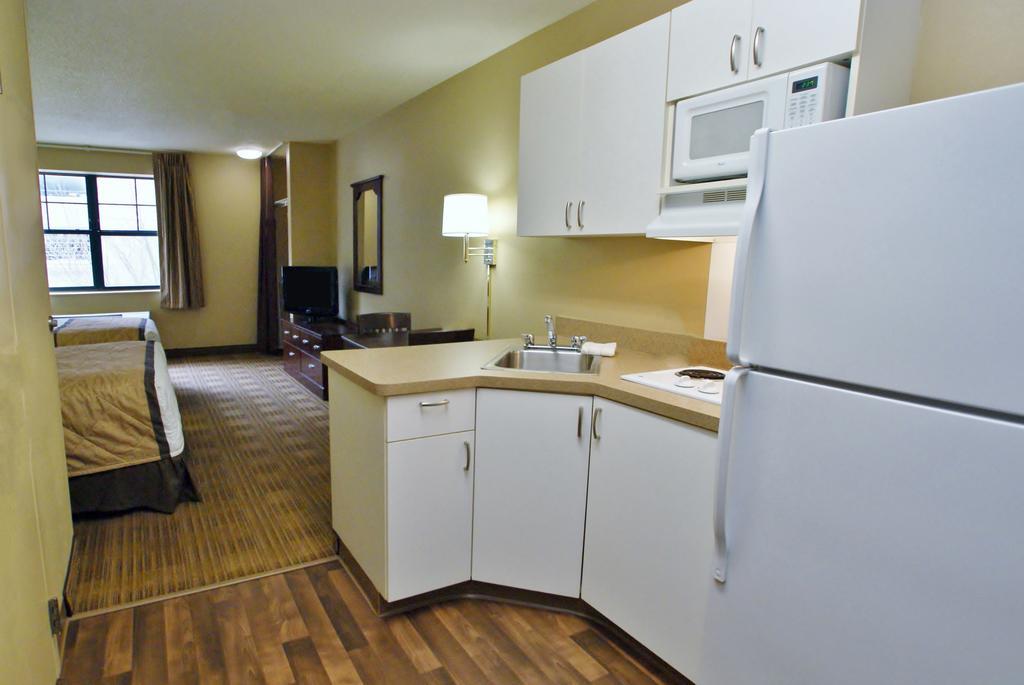 Extended Stay America Suites - Los Angeles - Torrance Harborgate Way Карсон Экстерьер фото